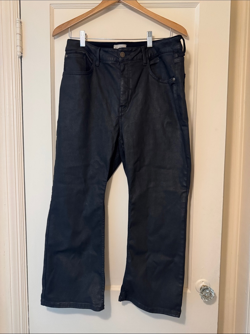 Pilcro Women's Straight-Leg Jeans in waxed Black NEVER WORN